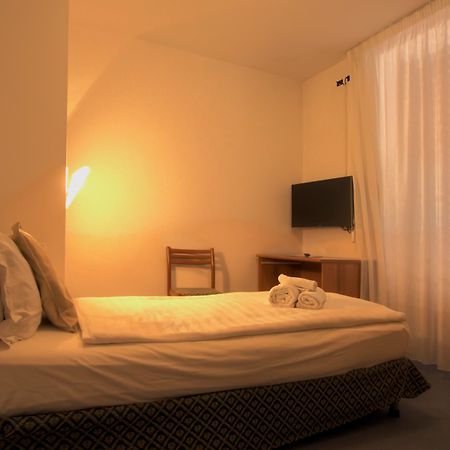 Segonzano Hotel Alle Piramidi מראה חיצוני תמונה