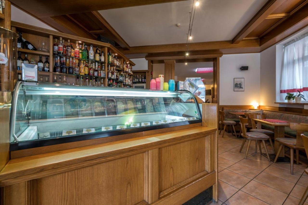 Segonzano Hotel Alle Piramidi מראה חיצוני תמונה