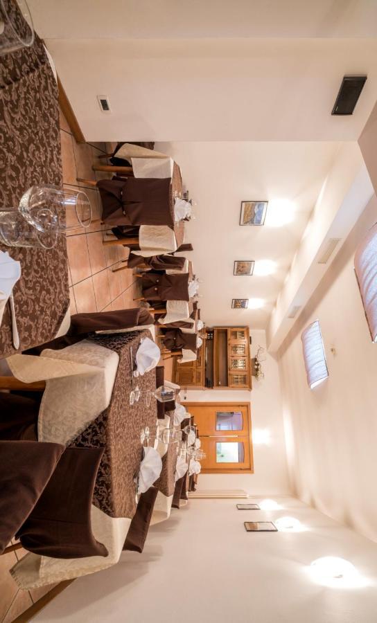 Segonzano Hotel Alle Piramidi מראה חיצוני תמונה